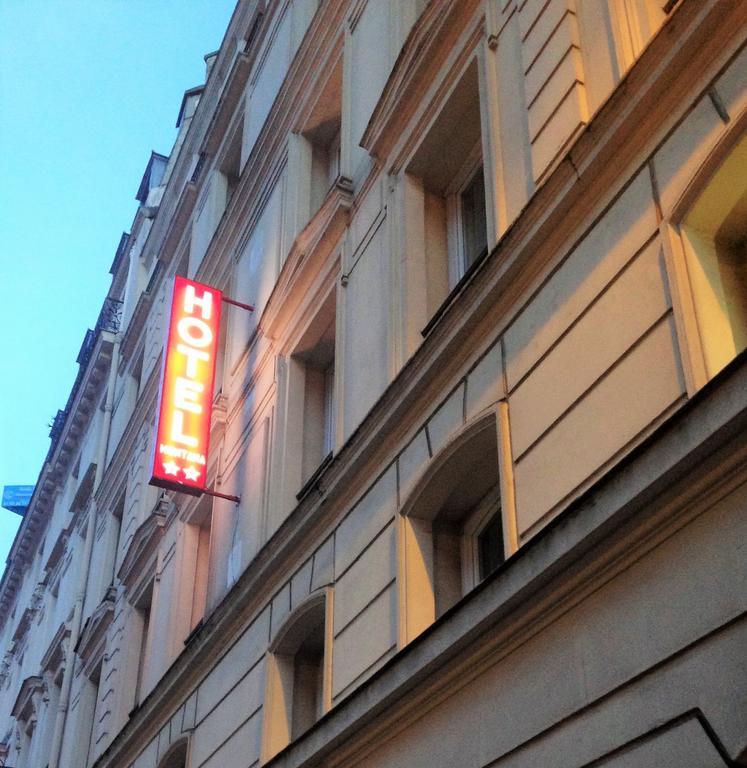 Hotel Montana La Fayette - Paris Gare Du Nord Dış mekan fotoğraf